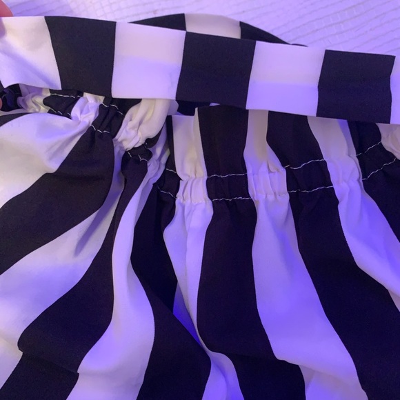 SHEIN shorts - Picture 4 of 5